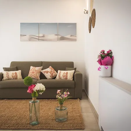 Dimora Belvedere Con Mansarda E Balcone A 5 Minuti Dal Mare アパート ヴァダ